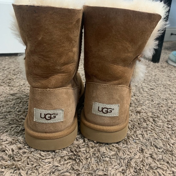 Women’s UGG Boots—price is negotiable! - Picture 7 of 7